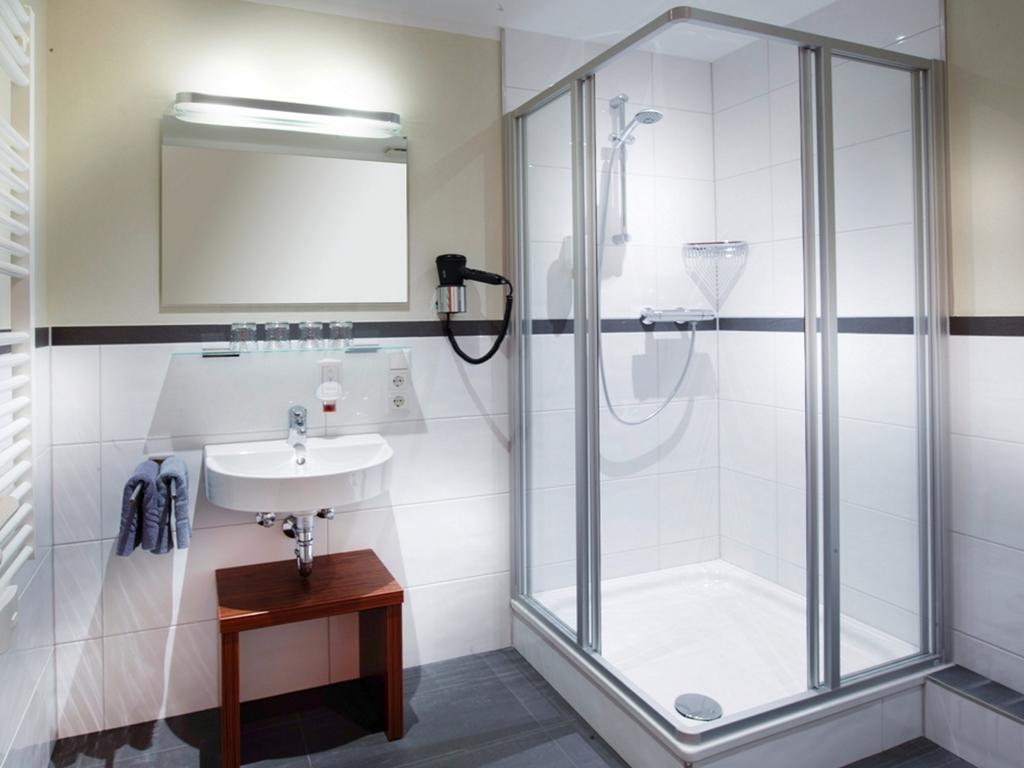 Hotel Landsknecht Uckerath Ngoại thất bức ảnh